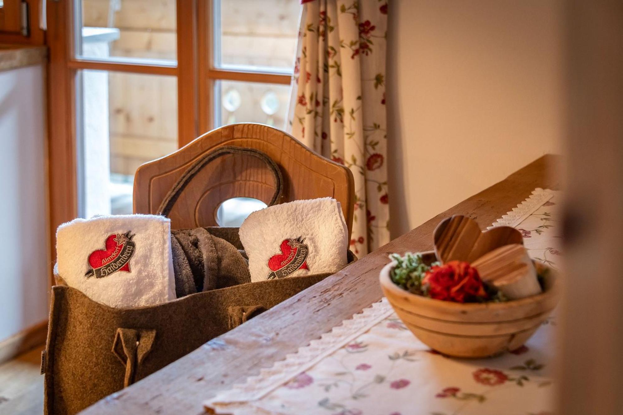 Chalets Almdorf Haidenberg Бруніко Номер фото