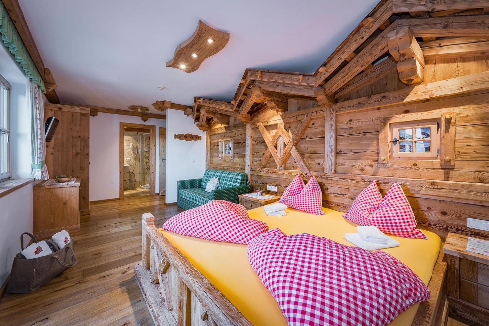 Chalets Almdorf Haidenberg Бруніко Номер фото